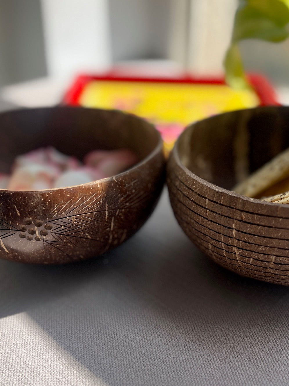 Striped Coconut Shell Bowls