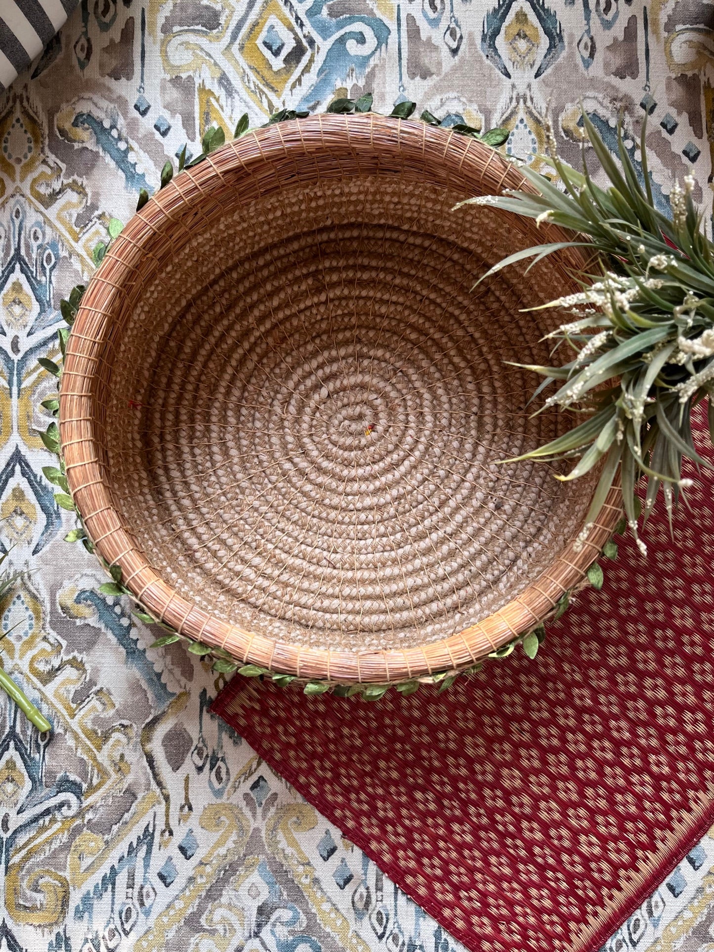 Bohemian Planter with Leafy Lace