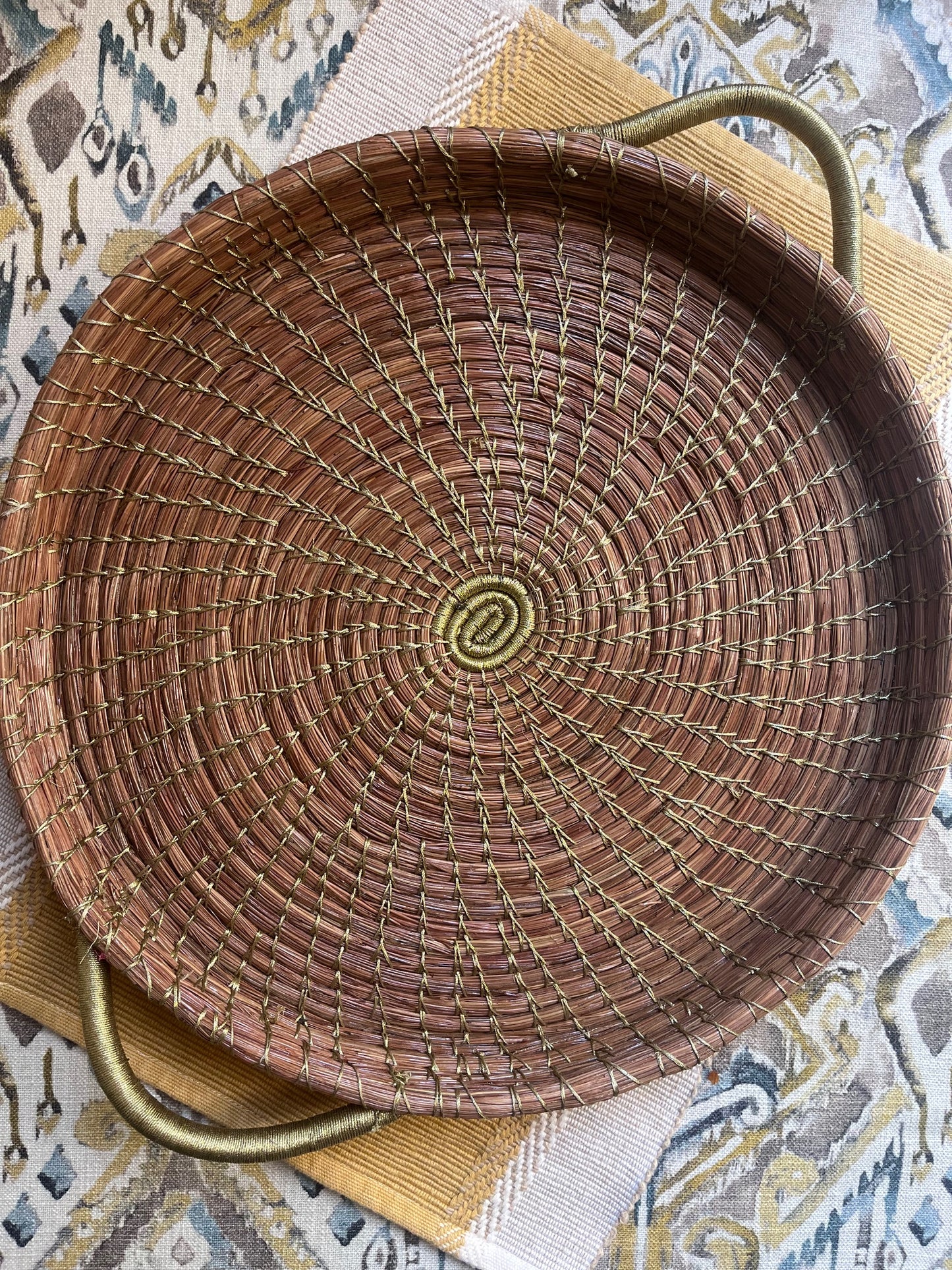 Pine Tray Round