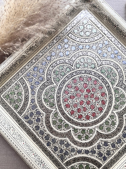 Artistic Tray