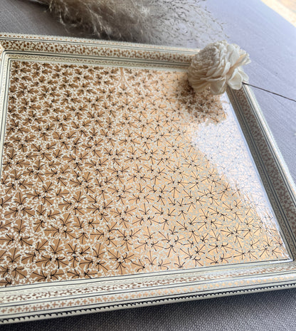Artistic Tray