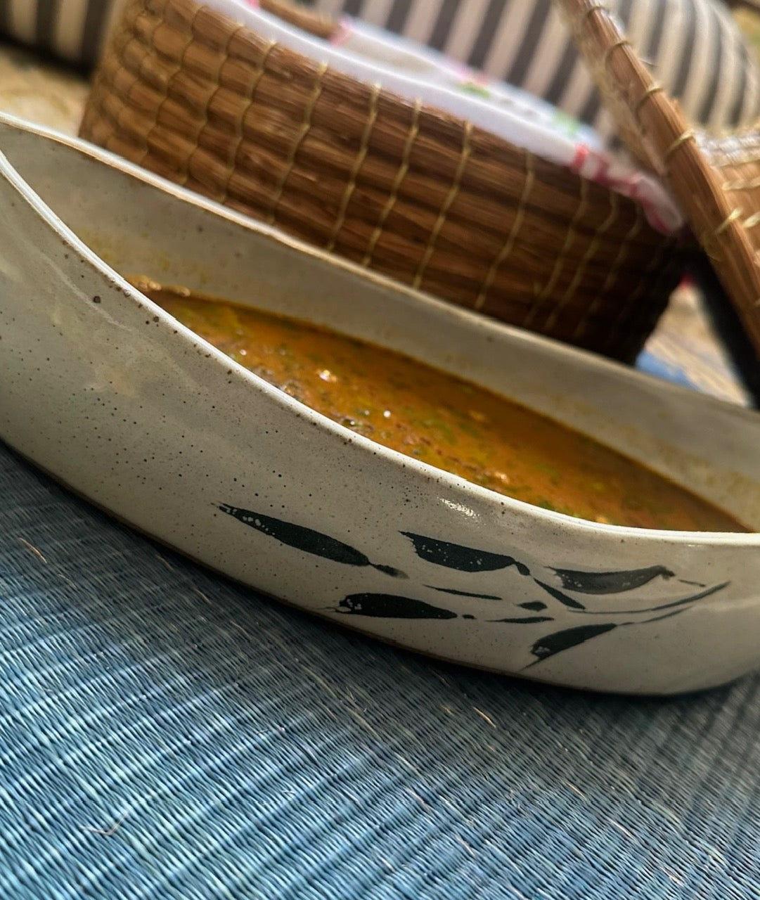 Ceramic  Boat Curry / Snack Bowl