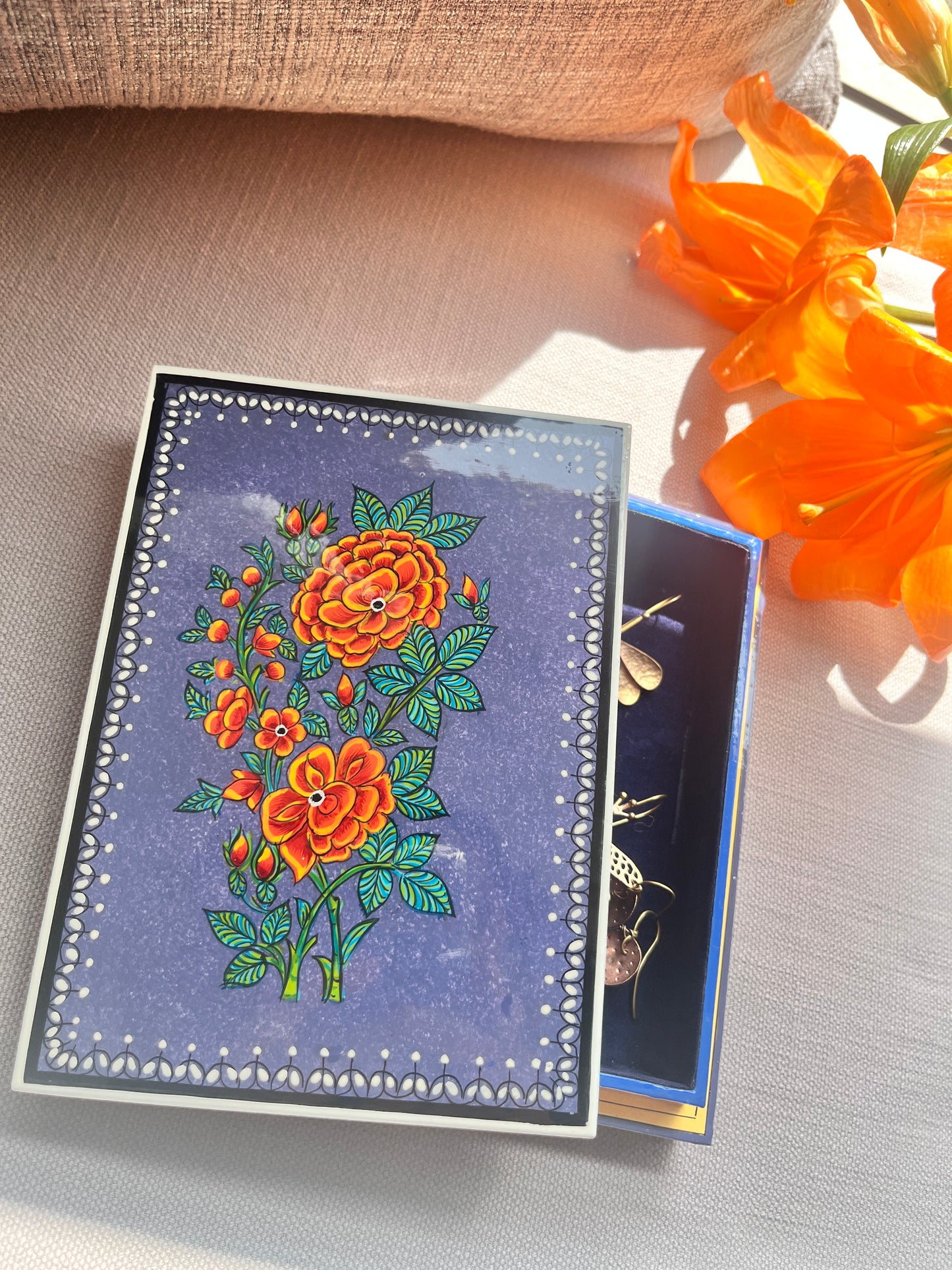 Artistic Box