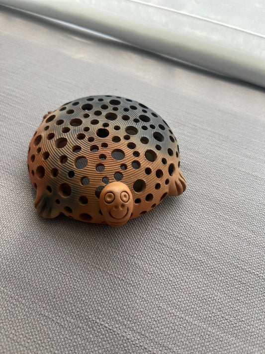 Tortoise T- light Holder